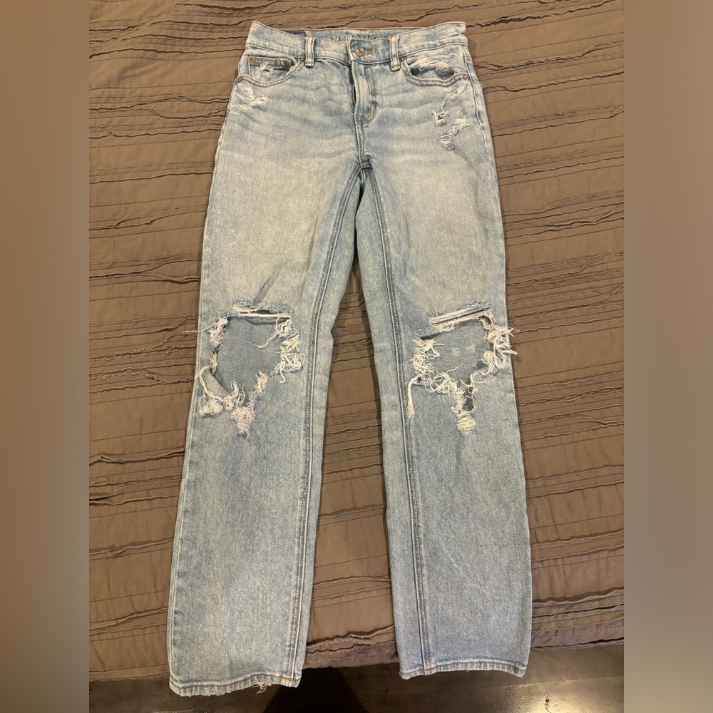 American Eagle Stretch Super High-Waisted Ripped Ankle Straight Leg Jean